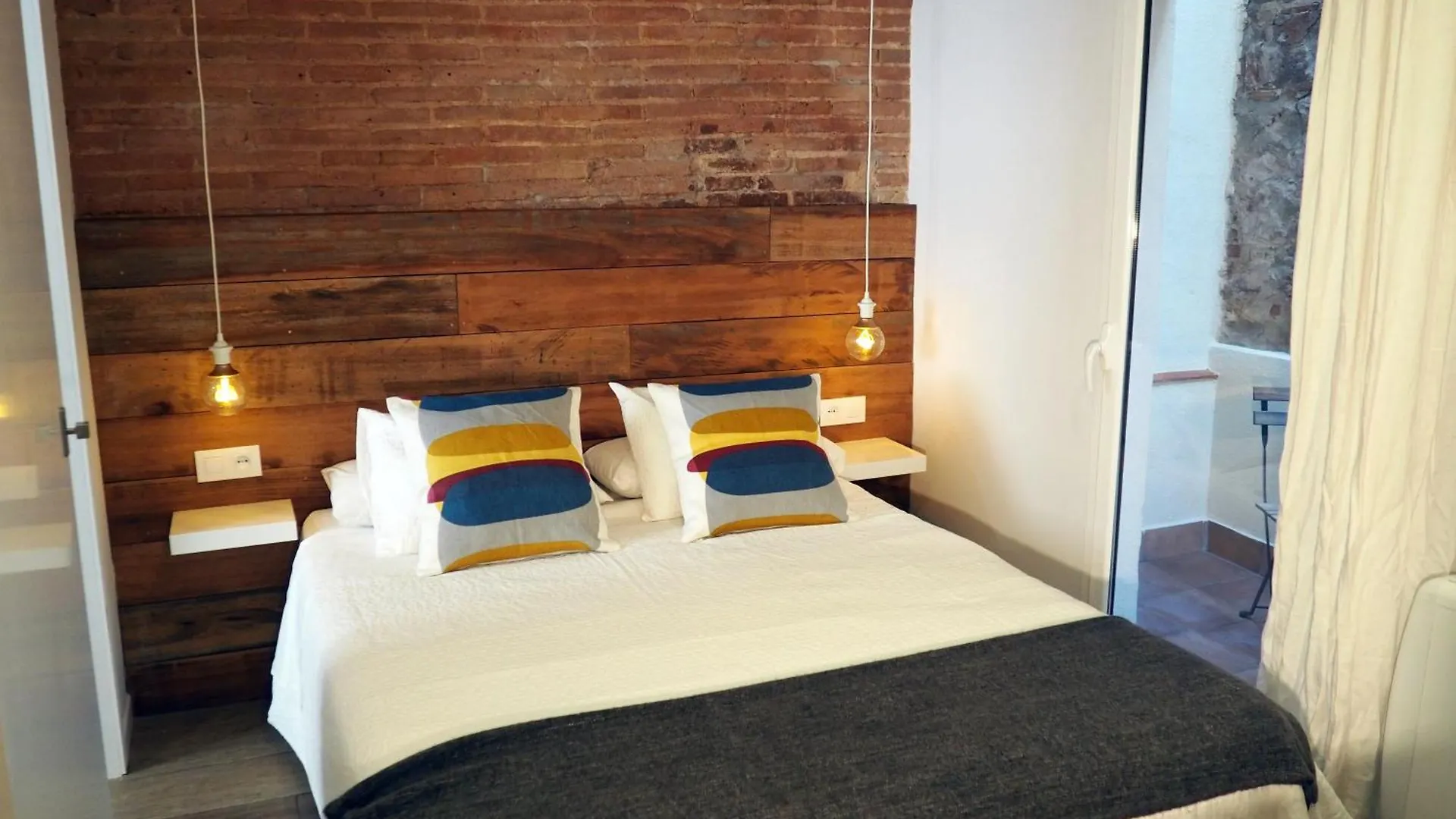 Cozy Apartment In Sants Barcelona