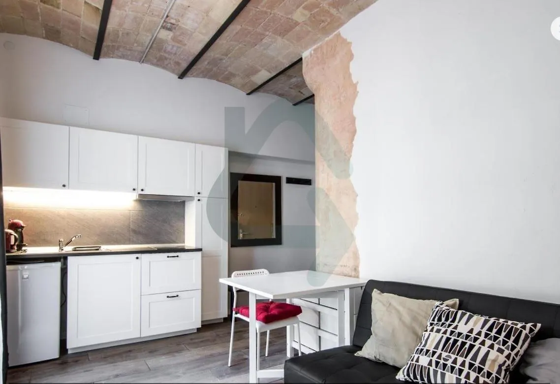 Cozy Apartment In Sants Barcelona